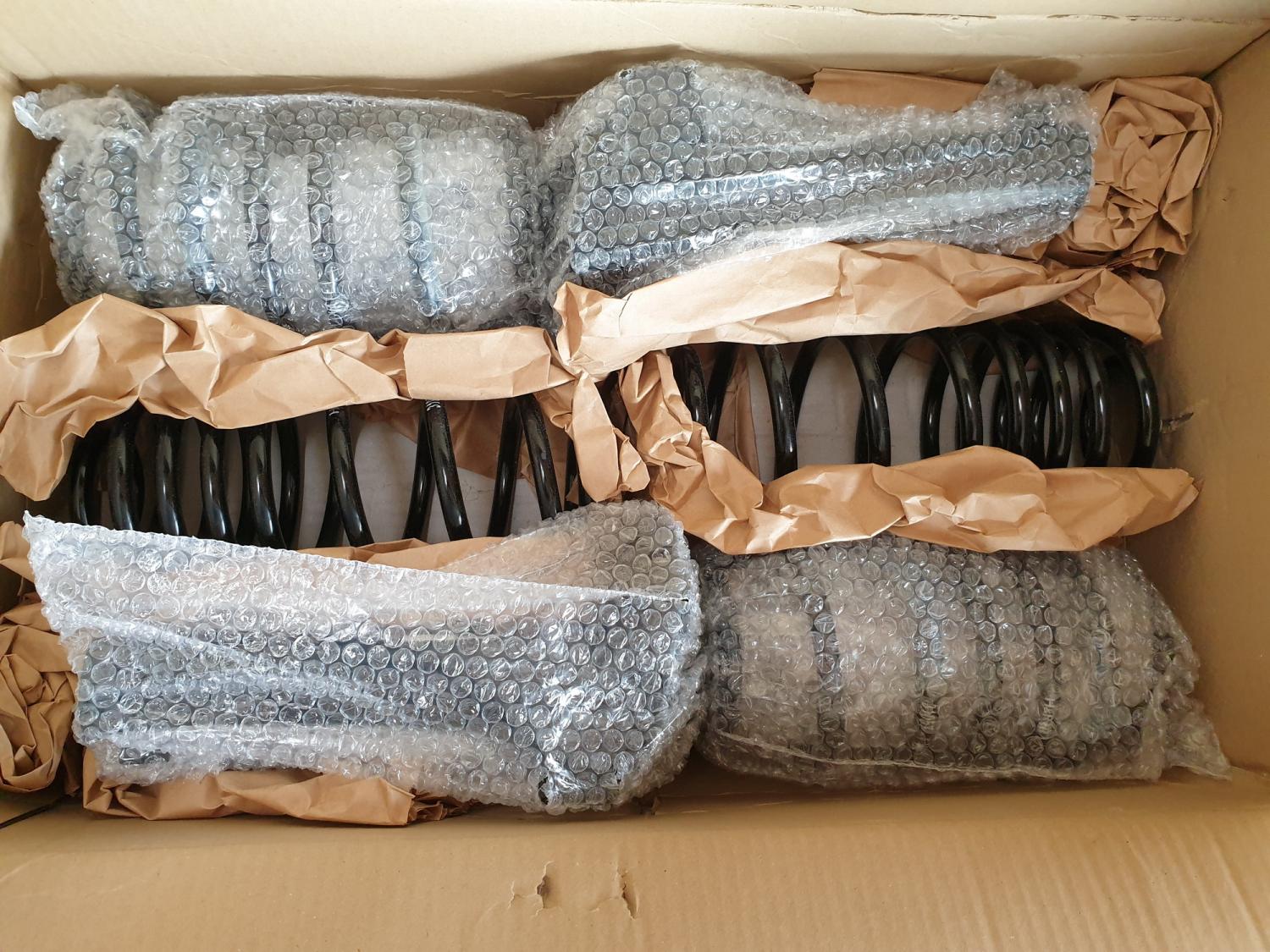 H&R Cup-Kit Sportfahrwerk für VW Golf VI 31057-2