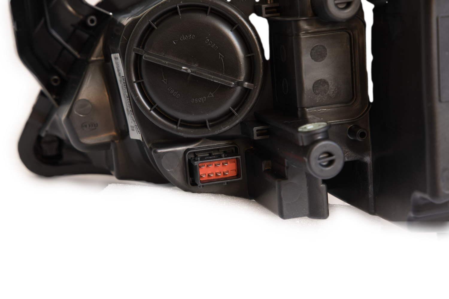 Preview: Scheinwerfer Rechts für Opel Astra J ab 08/2012 OE 1216729, 13371600 Hella 1EG 010 011-681