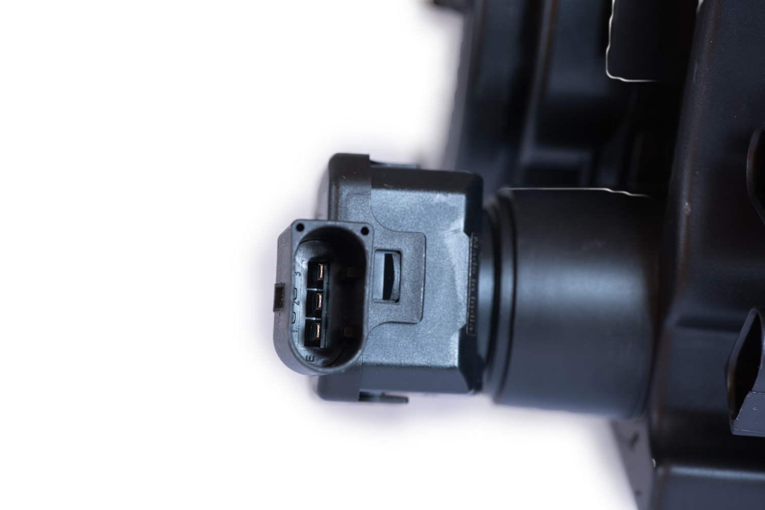 Halogen Scheinwerfer Links für Mercedes E-Klasse W211 T-Model S211 Hella 1EL 008 369-071