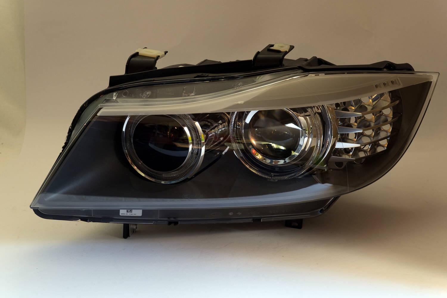 Trust Kai - Hella Bi-Xenon LED Scheinwerfer Links für BMW 3 E90 E91