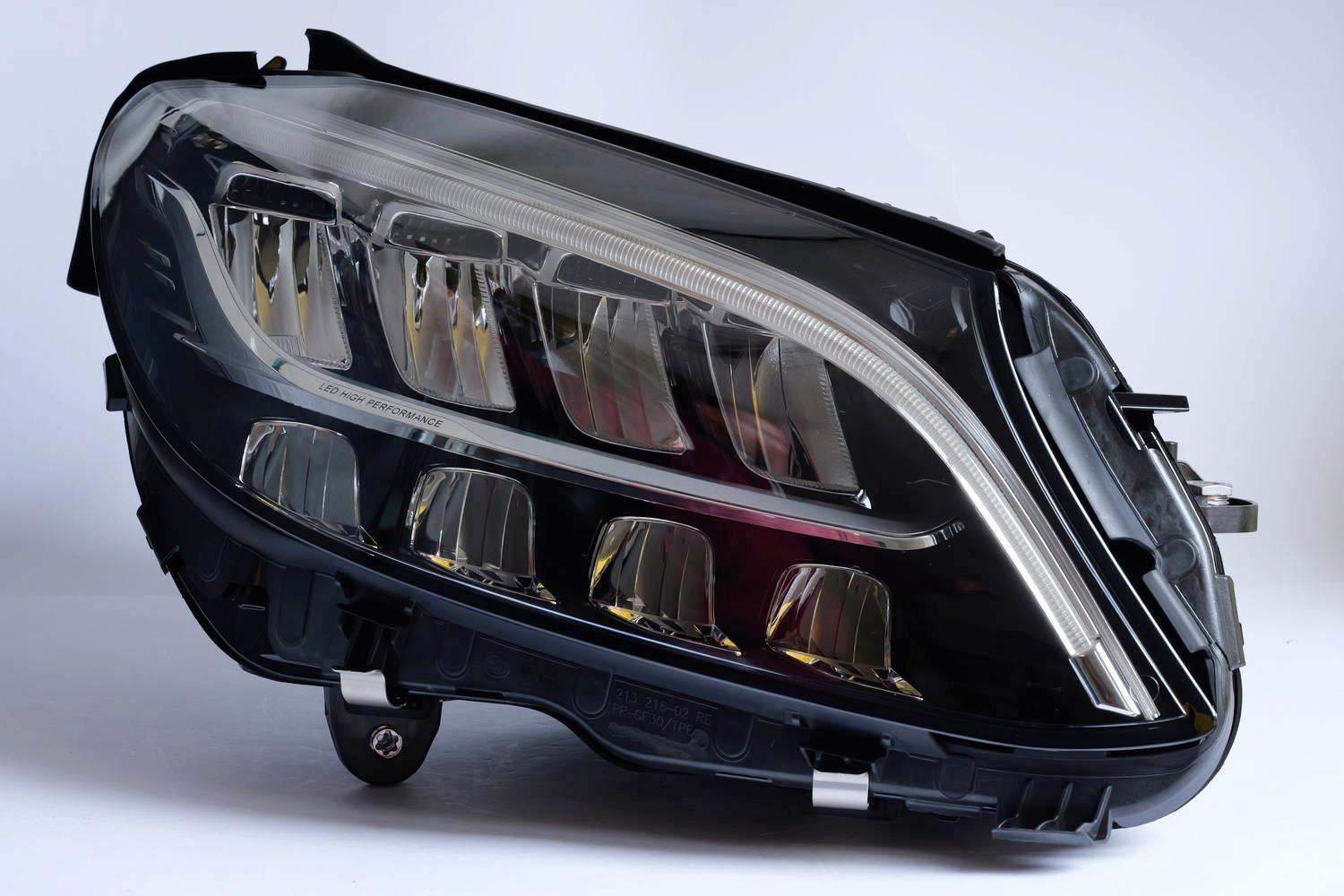 Hella rechter LED Scheinwerfer für Mercedes C-Klasse W205 A205 C205 S205 1EX 013 063-521