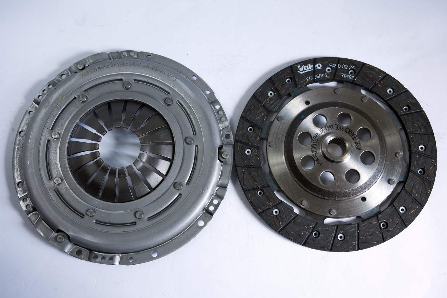 Valeo Fullpack Kupplungssatz+Schwungrad für Audi A3 Seat Altea VW Touran T5 1.9 TDI 837018 837073
