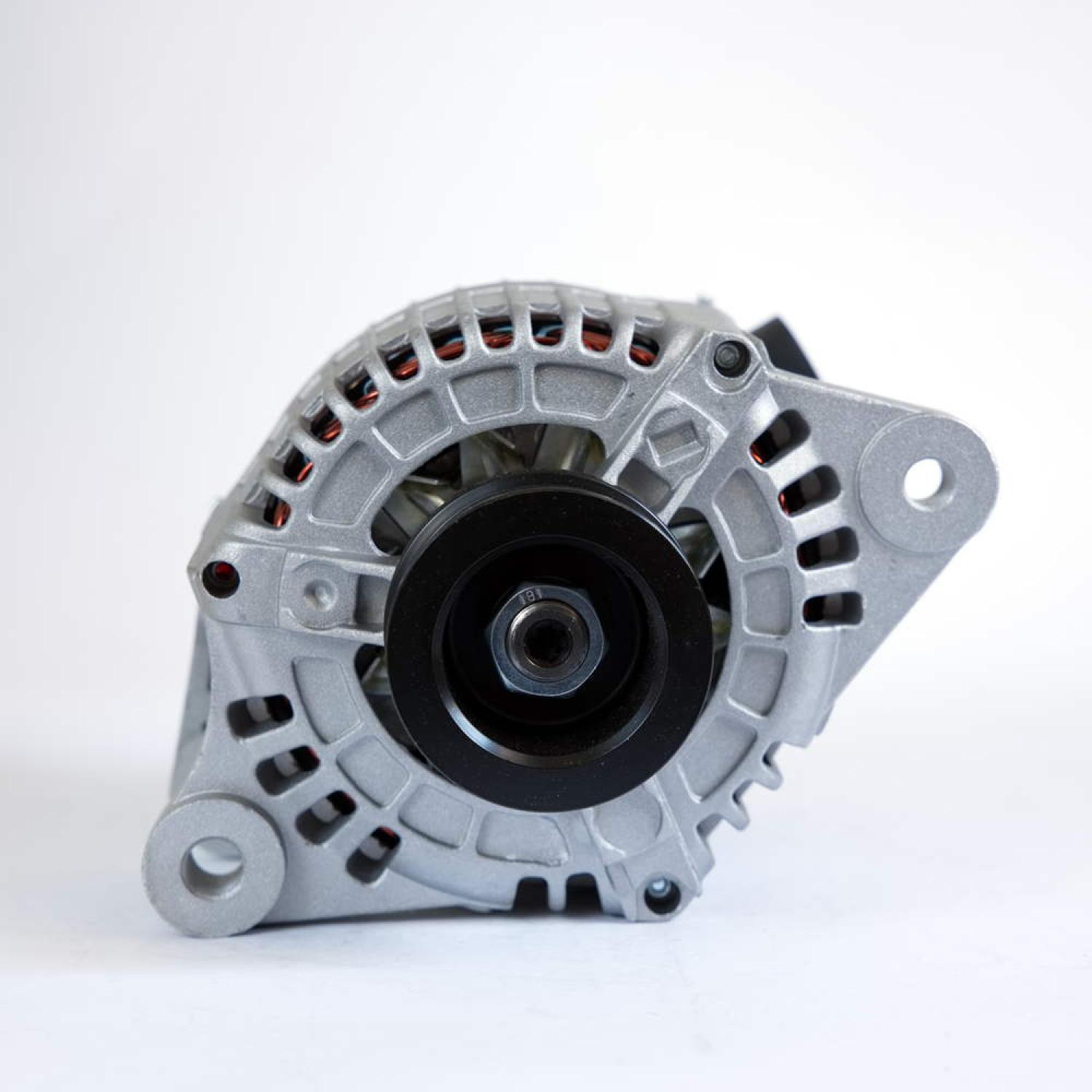Hella Lichtmaschine Generator für Fiat Brava Bravo Marea Punto 1.8 GT 1.9 TD DS  8EL 012 426-981