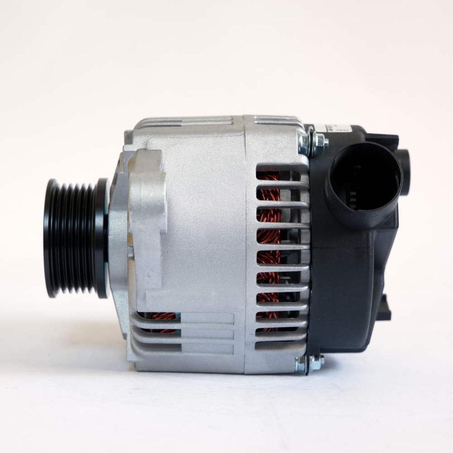 Hella Lichtmaschine Generator für Fiat Brava Bravo Marea Punto 1.8 GT 1.9 TD DS  8EL 012 426-981