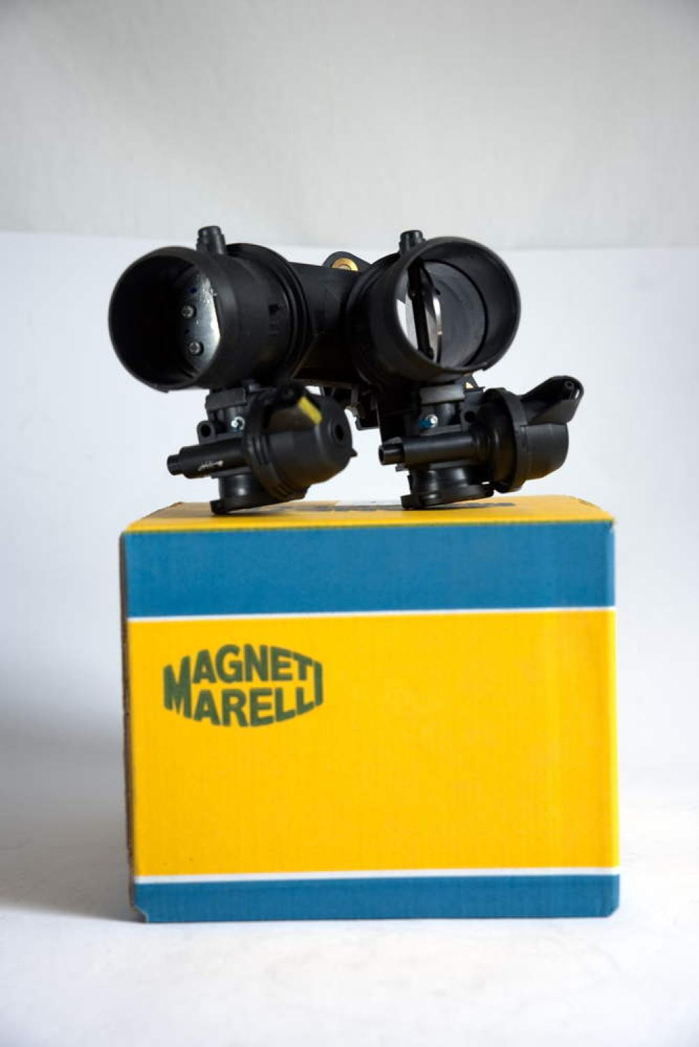 Magneti Marelli Drosselklappenstutzen für Citroen C4 C5 Peugeot 307 407 607 2.0 HDi 16V 802009289501