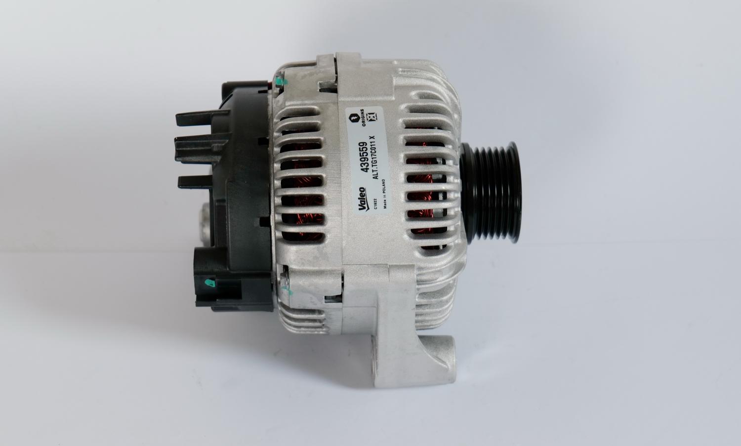 Valeo Lichtmaschine Generator LiMa für BMW 5 M5 E60 E61 6 M6 E63 E64 439559