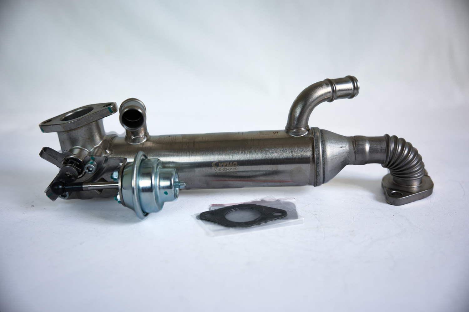 Vemo Kühler AGR Abgasrückführung für VW Multivan Transporter V T5 Touareg 7L V10-63-0129