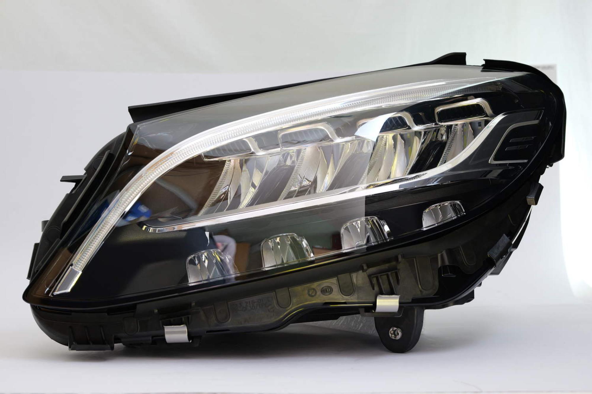 Hella linker LED Scheinwerfer für Mercedes C-Klasse W205 A205 C205 S205 1EX 013 063-511 Hella linker LED Scheinwerfer für Mercedes C-Klasse W205 A205 C205 S205 1EX 013 063-511