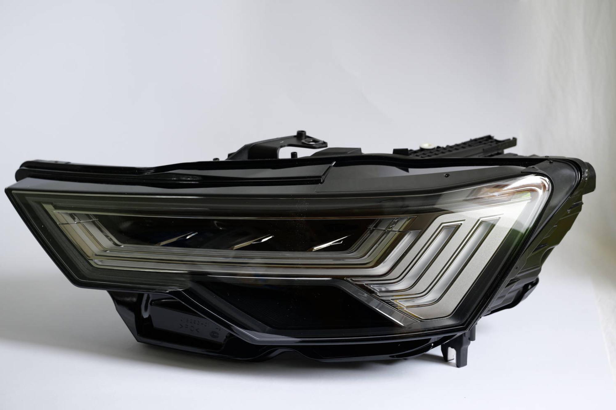 Hella linker LED Scheinwerfer für Audi A6 S6 RS6 C8 4A 1ZX 013 378-111 B-Ware2