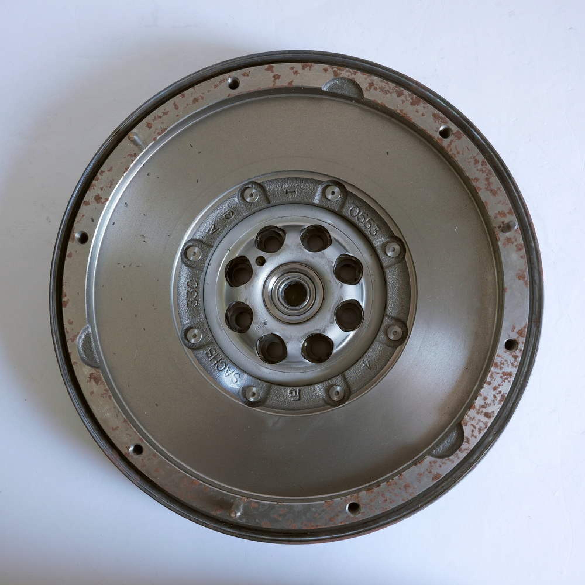 Sachs Zweimassenschwungrad für Mercedes Sprinter 2-t 3-t 4-t 5-t 2294 000 519
