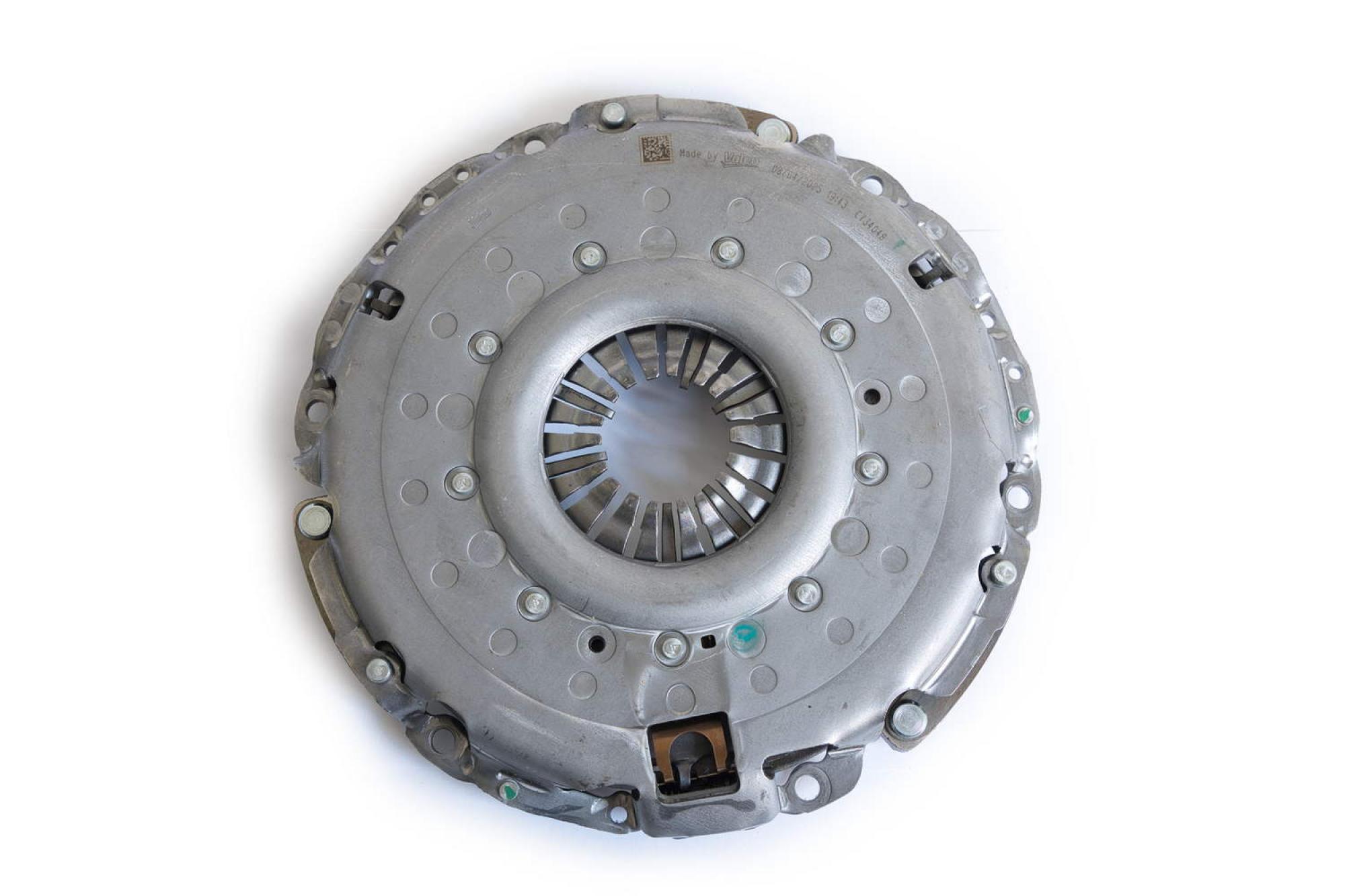 Kupplungssatz + Zentralausrücker für Fiat Ducato Multijet 2.3 D - Valeo 834177