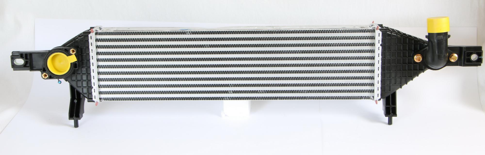 Mahle Ladeluftkühler LLK für Nissan Qashqai +2 1.6 dci CI 320 000P B-Ware