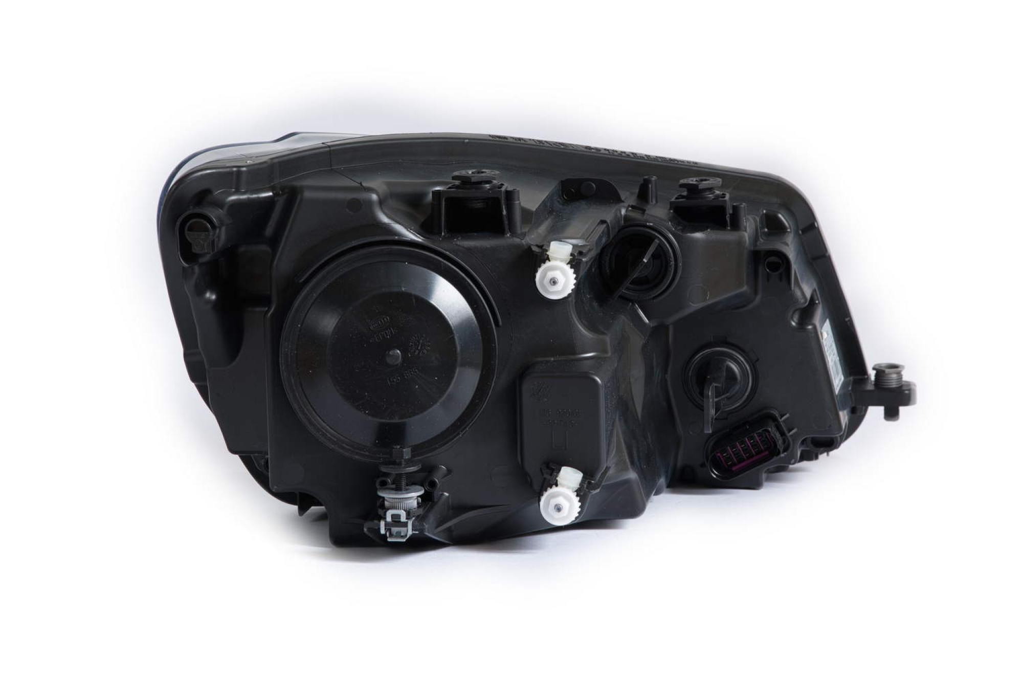 Halogen Scheinwerfer Links für VW Caddy III Bj. ab 06/2013 Hella 1EL 010 551-111